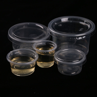 O copo de tempero plástico transparente selou o material alto do asno da micro-ondas descartável